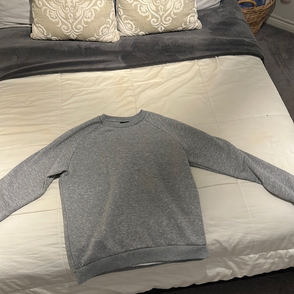 Gray crewneck sweater